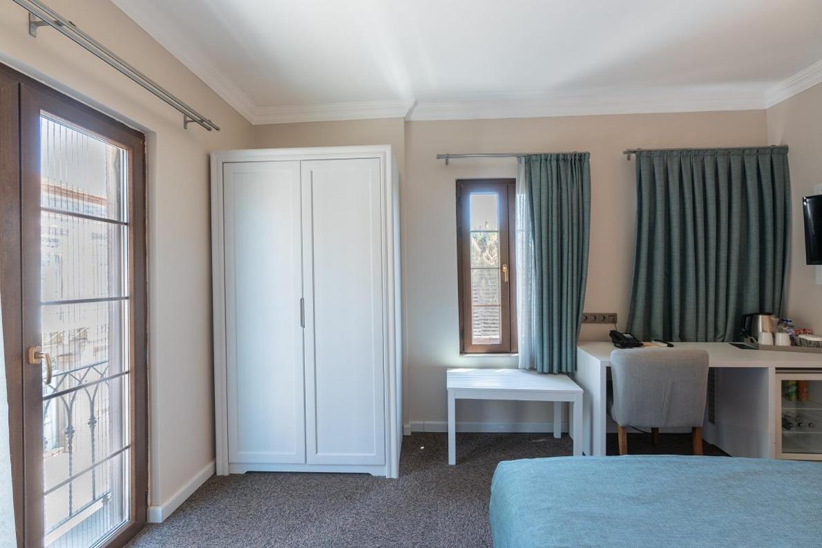 Elia Hotel Cunda By Ortunc ไอวาลิค ภายนอก รูปภาพ