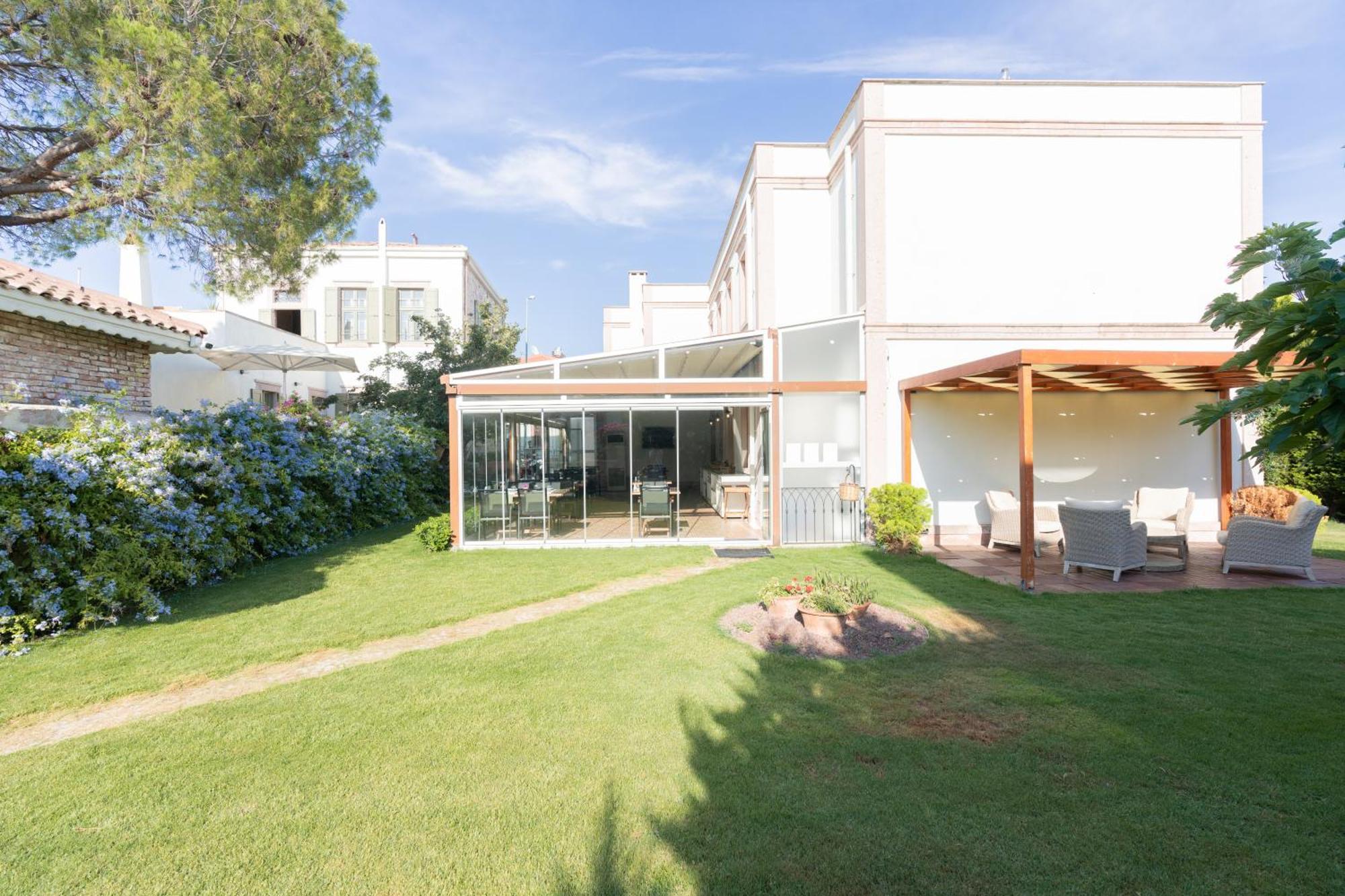 Elia Hotel Cunda By Ortunc ไอวาลิค ภายนอก รูปภาพ