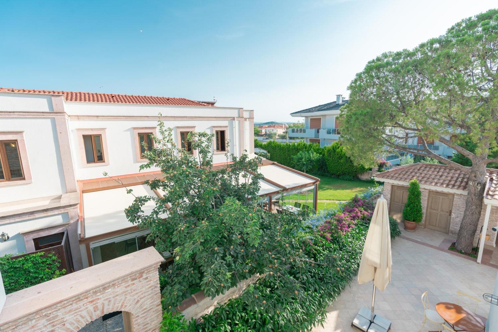 Elia Hotel Cunda By Ortunc ไอวาลิค ภายนอก รูปภาพ