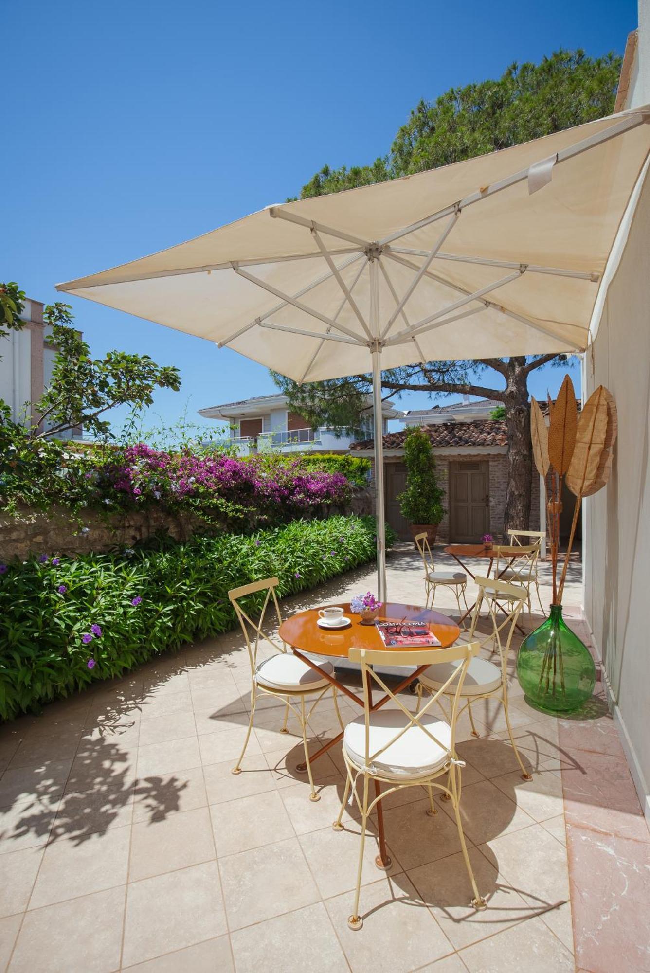 Elia Hotel Cunda By Ortunc ไอวาลิค ภายนอก รูปภาพ