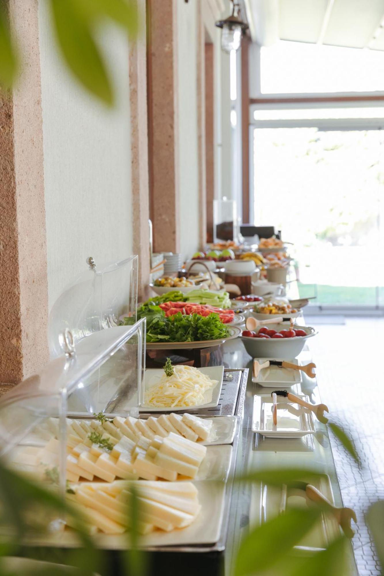 Elia Hotel Cunda By Ortunc ไอวาลิค ภายนอก รูปภาพ