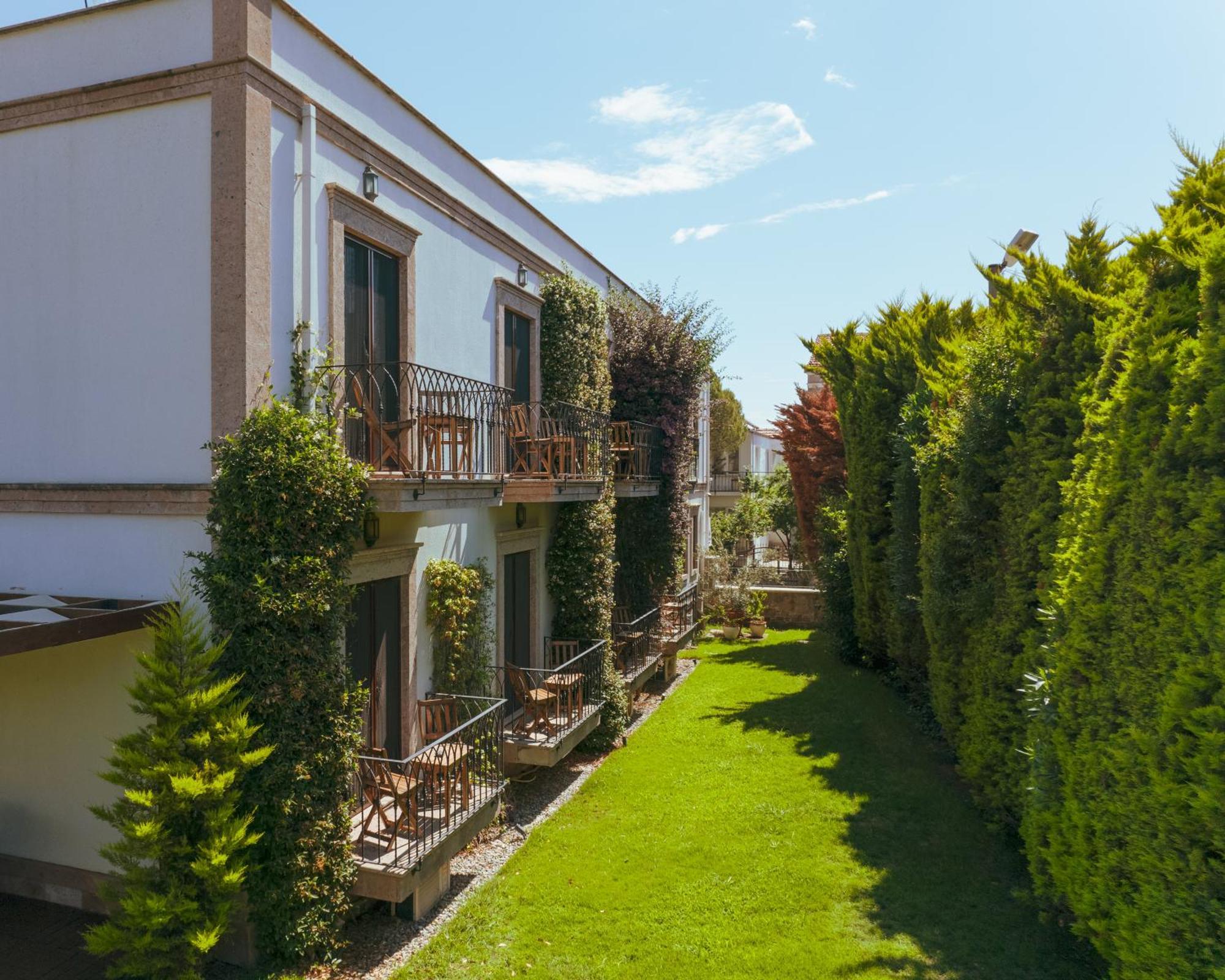 Elia Hotel Cunda By Ortunc ไอวาลิค ภายนอก รูปภาพ